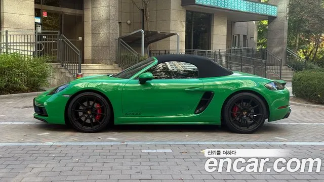 Porsche 718 — Фото автомобиля 3