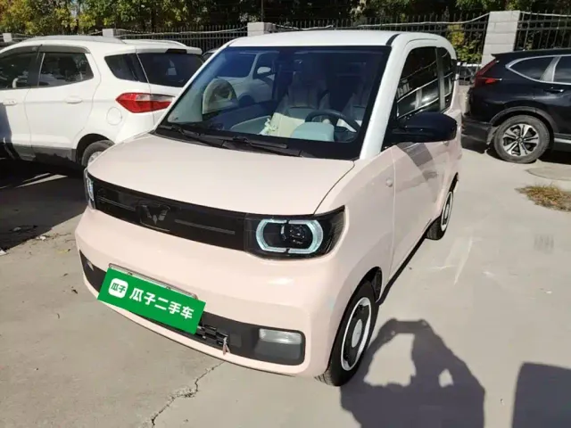 Фотография автомобиля — Wuling Hongguang Mini EV