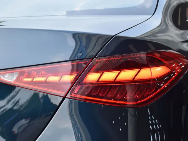 Mercedes-Benz C-Class — Фото автомобиля 18
