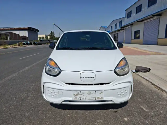 Roewe Clever — Фото автомобиля 2