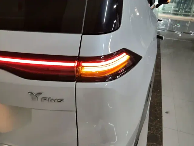 GAC Aion Y — Фото автомобиля 7