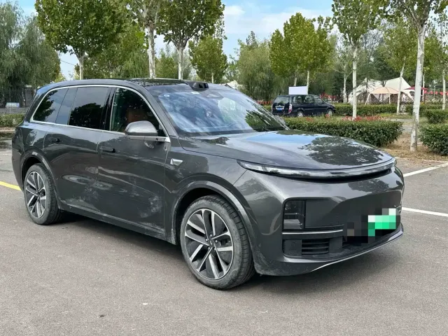 Li Auto L9 — Фото автомобиля 3