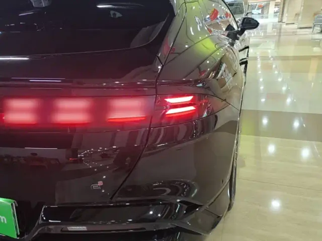Denza Denza Z9GT 2024 Model 1100 AWD Max Edition — Фото автомобиля 7