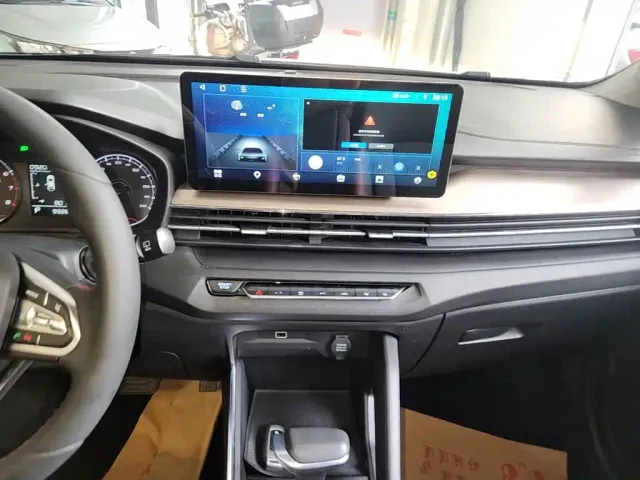 Geely Vision X3 — Фото автомобиля 12