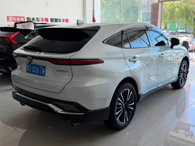 Toyota Venza — Фото автомобиля 3