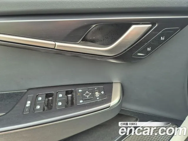 Kia EV6 — Фото автомобиля 12