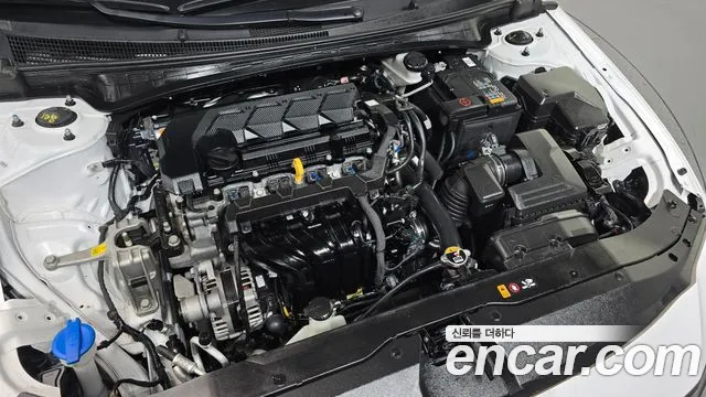 Hyundai Avante CN7 — Фото автомобиля 6