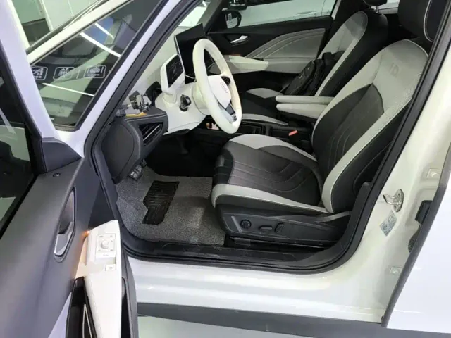 Volkswagen ID.3 — Фото автомобиля 15