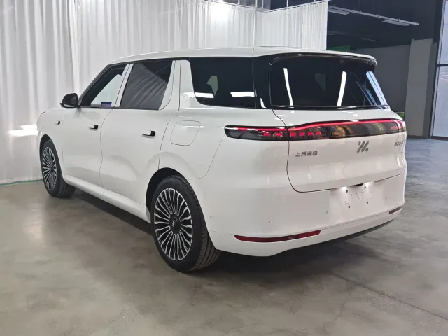 IM Motors LS8 — Фото автомобиля 4