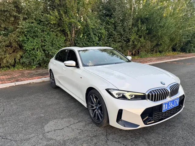 BMW 3 Series — Фото автомобиля 3
