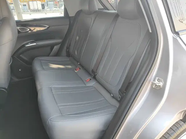 Geely Starry Wish — Фото автомобиля 16