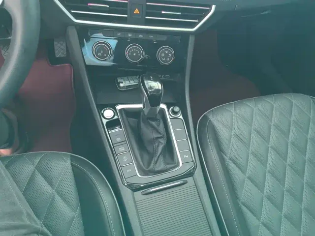 Volkswagen Sagitar — Фото автомобиля 8