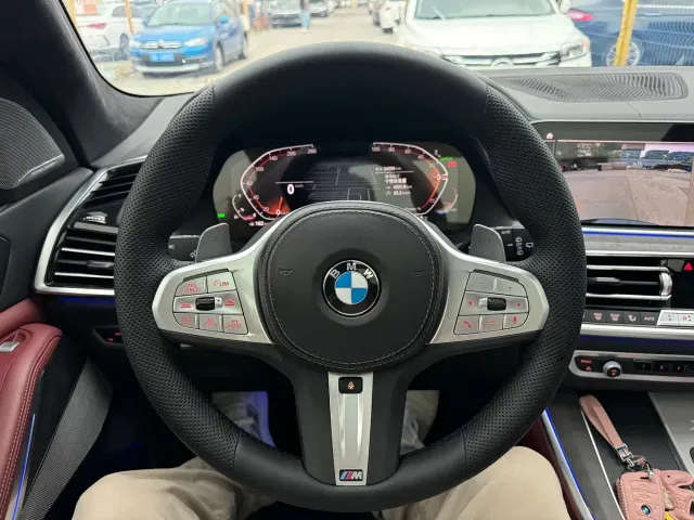 BMW BMW X5 2022 Facelift xDrive 40Li Premium M Sport Package — Фото автомобиля 15