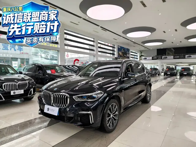 Фотография автомобиля — BMW X5