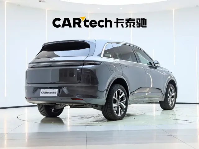 Li Auto L7 — Фото автомобиля 7
