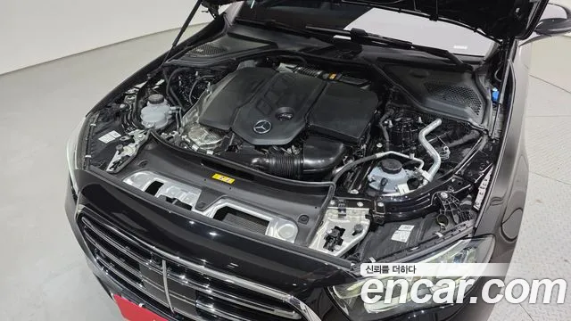 Mercedes-Benz E-Class W214 — Фото автомобиля 9