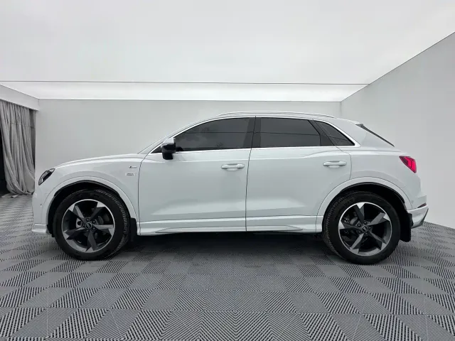 Audi Q3 — Фото автомобиля 8