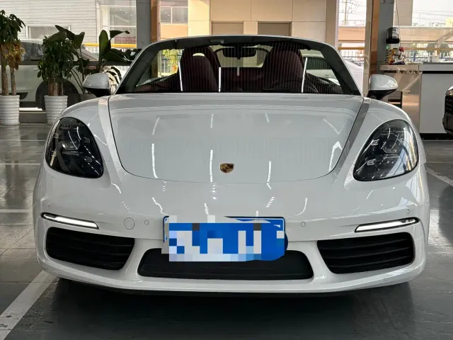 Porsche 718 — Фото автомобиля 2