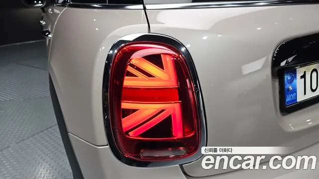 MINI Cooper — Фото автомобиля 23