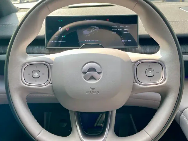Nio EC6 — Фото автомобиля 20