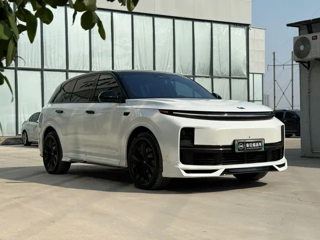 Li Auto L7 — Фото автомобиля 3