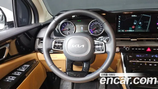 Kia Carnival Generation 4 — Фото автомобиля 11