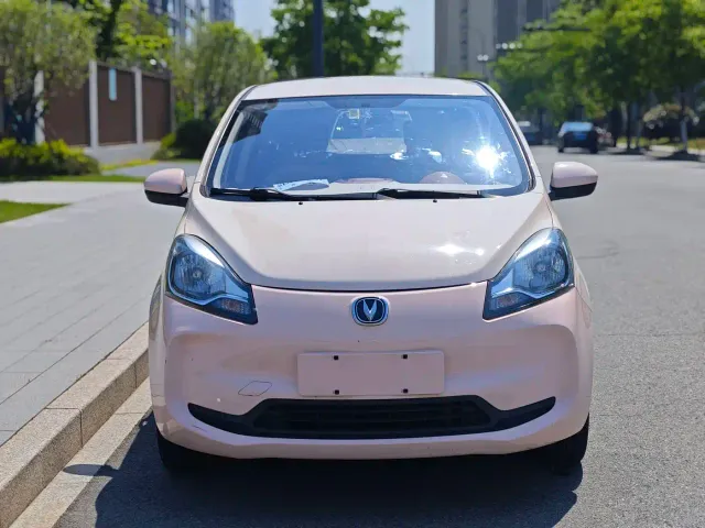 Changan Benben E-Star — Фото автомобиля 2