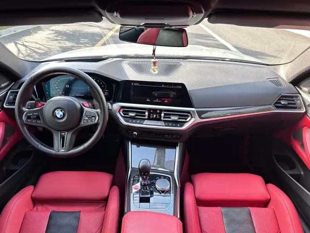 BMW M4 — Фото автомобиля 12