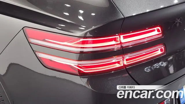 Genesis GV80 2.5T Бензин 2WD — Фото автомобиля 19