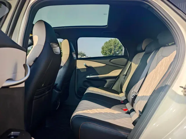 BYD Dolphin — Фото автомобиля 10
