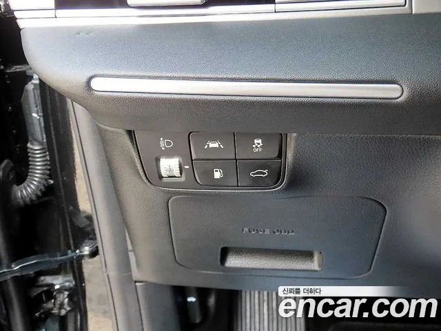 Hyundai Grandeur Grandeur (New) — Фото автомобиля 12
