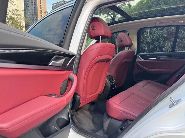 BMW X3 — Фото автомобиля 10