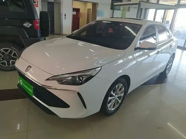 Фотография автомобиля — Roewe i5