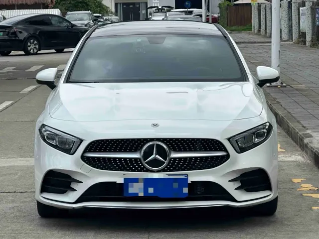 Mercedes-Benz A-Class — Фото автомобиля 2