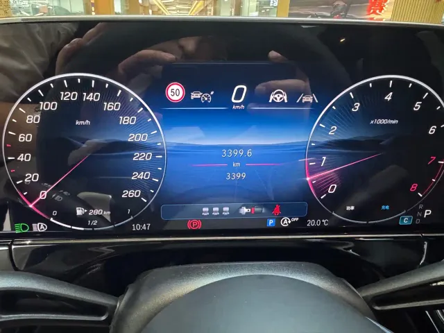 Mercedes-Benz E-Class — Фото автомобиля 13