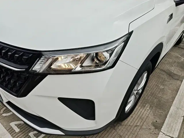 Wuling Asta — Фото автомобиля 23
