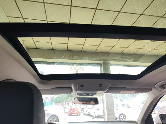 Volkswagen Volkswagen T-ROC 2021 Facelift 280TSI DSG 2WD Elite Smart Connect Edition — Фото автомобиля 17