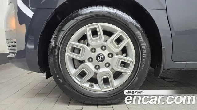 Hyundai Staria Staria L3.5 Tourer 9 мест — Фото автомобиля 5