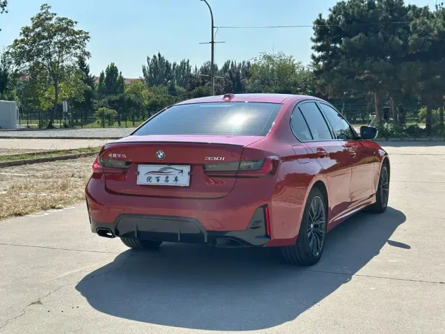 BMW 3 Series — Фото автомобиля 6