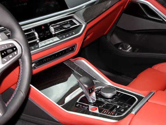 BMW X6 M — Фото автомобиля 2