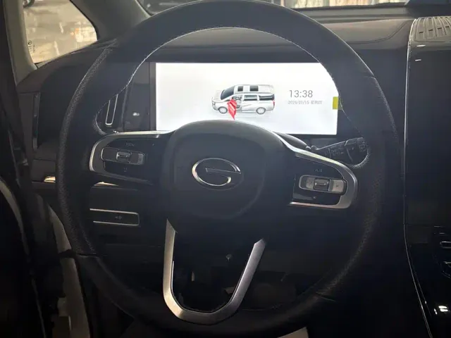 GAC Trumpchi M8 — Фото автомобиля 10