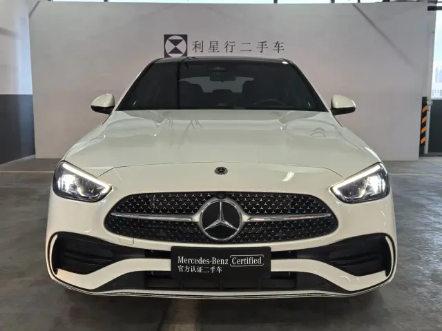 Mercedes-Benz C-Class — Фото автомобиля 2