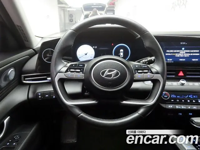 Hyundai Avante — Фото автомобиля 8