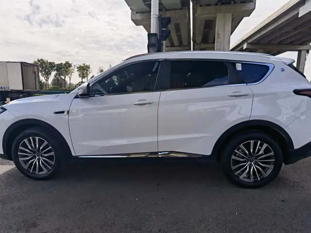 Jetour X70 Plus — Фото автомобиля 8