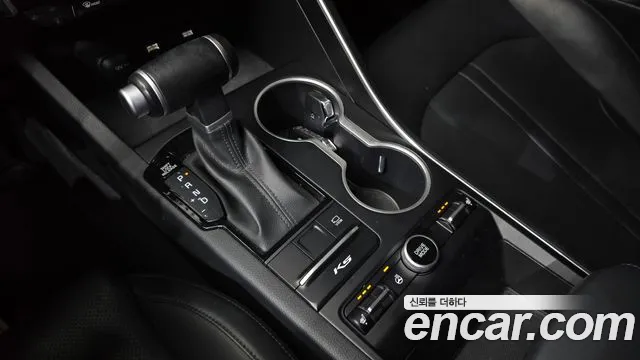 Kia K5 K5 3 поколение 2.0 LPI(Для проката) — Фото автомобиля 9