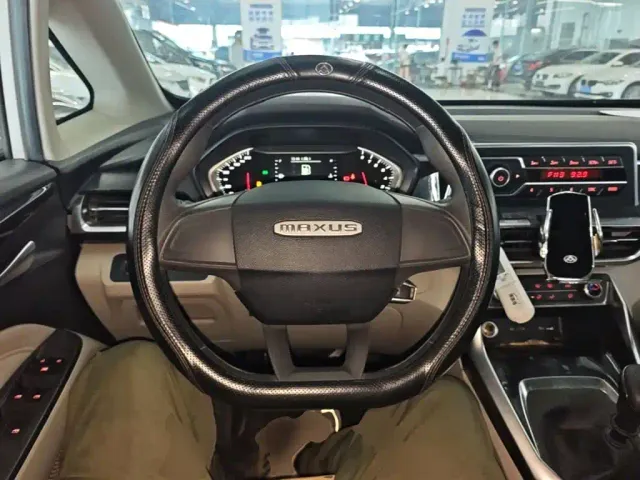 Maxus G50 — Фото автомобиля 10