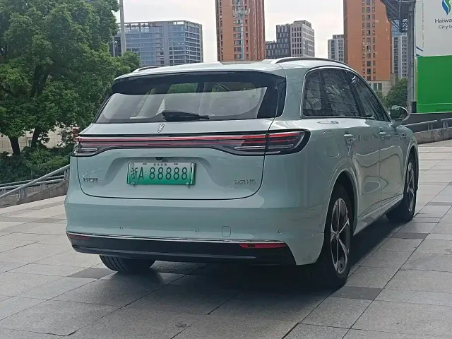 Shangjie SUV — Фото автомобиля 8