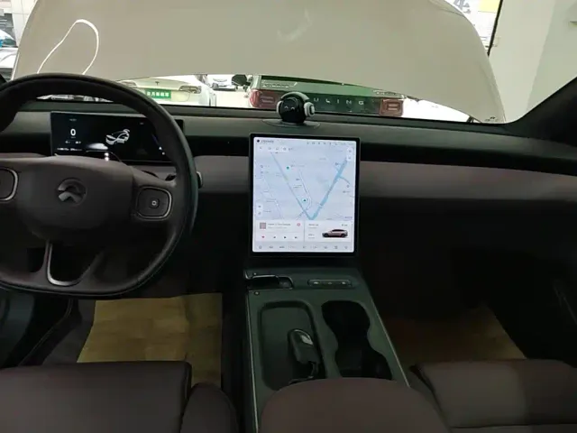 Nio ET5 Touring — Фото автомобиля 12