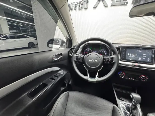 Kia KX1 — Фото автомобиля 23