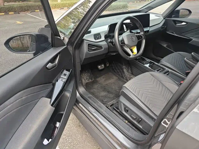 Volkswagen ID.3 — Фото автомобиля 13